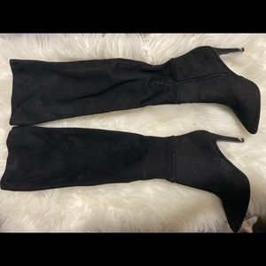 Over the knee boots 😍